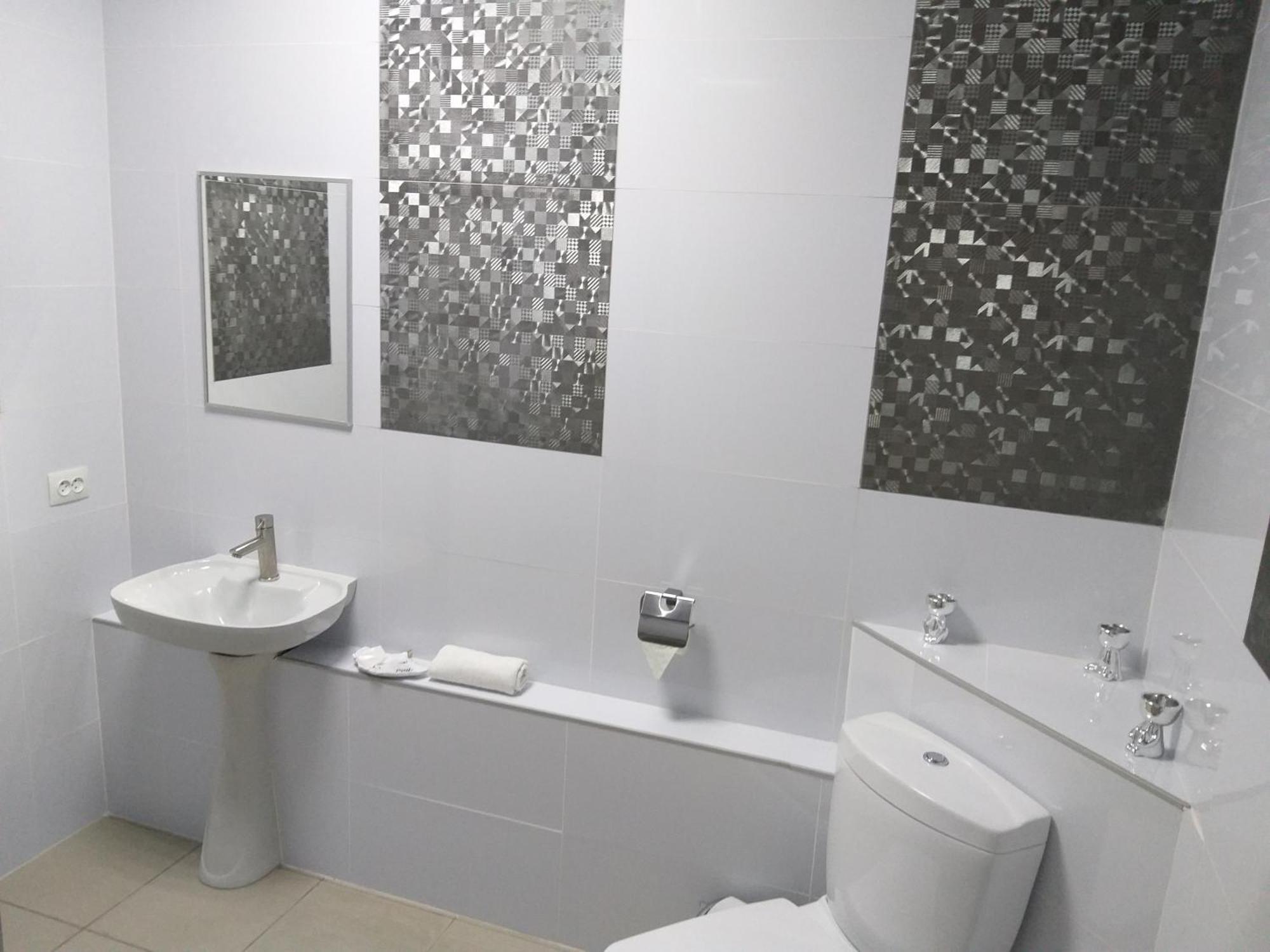 Sherlock Hotel Charków Zewnętrze zdjęcie